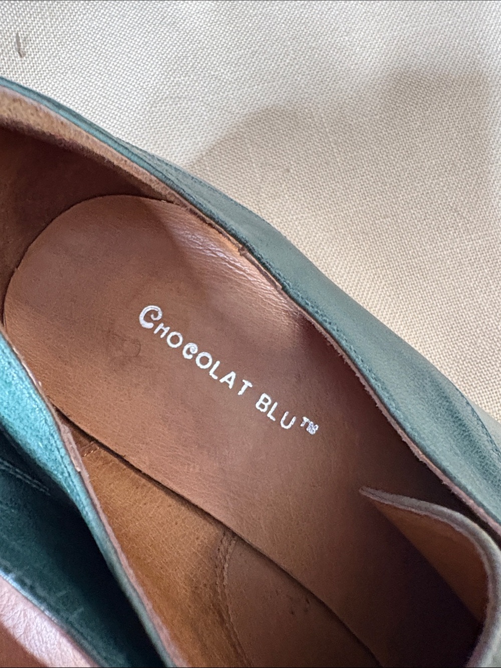 Chocolat Blu Two-Tone Green Wingtip Derby Oxfords - Picture 2 of 8